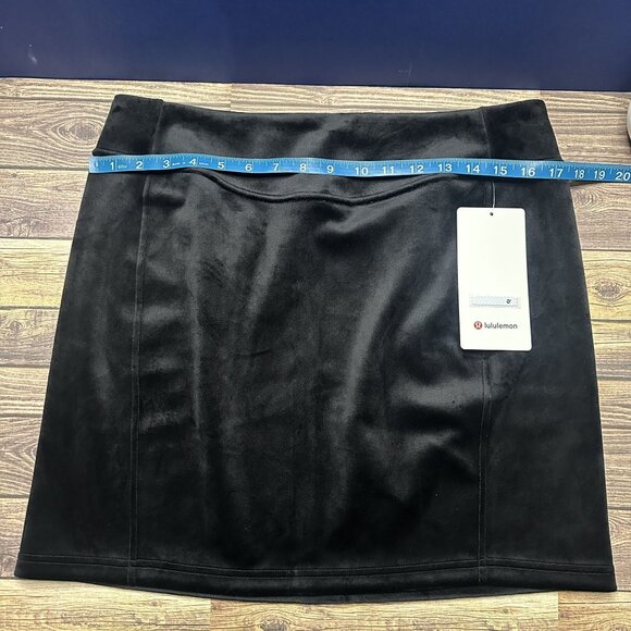 Lululemon Scuba High Rise Mini Skirt Velvet NWT Size Large (BLACK) LW8AL9S - Picture 6 of 15